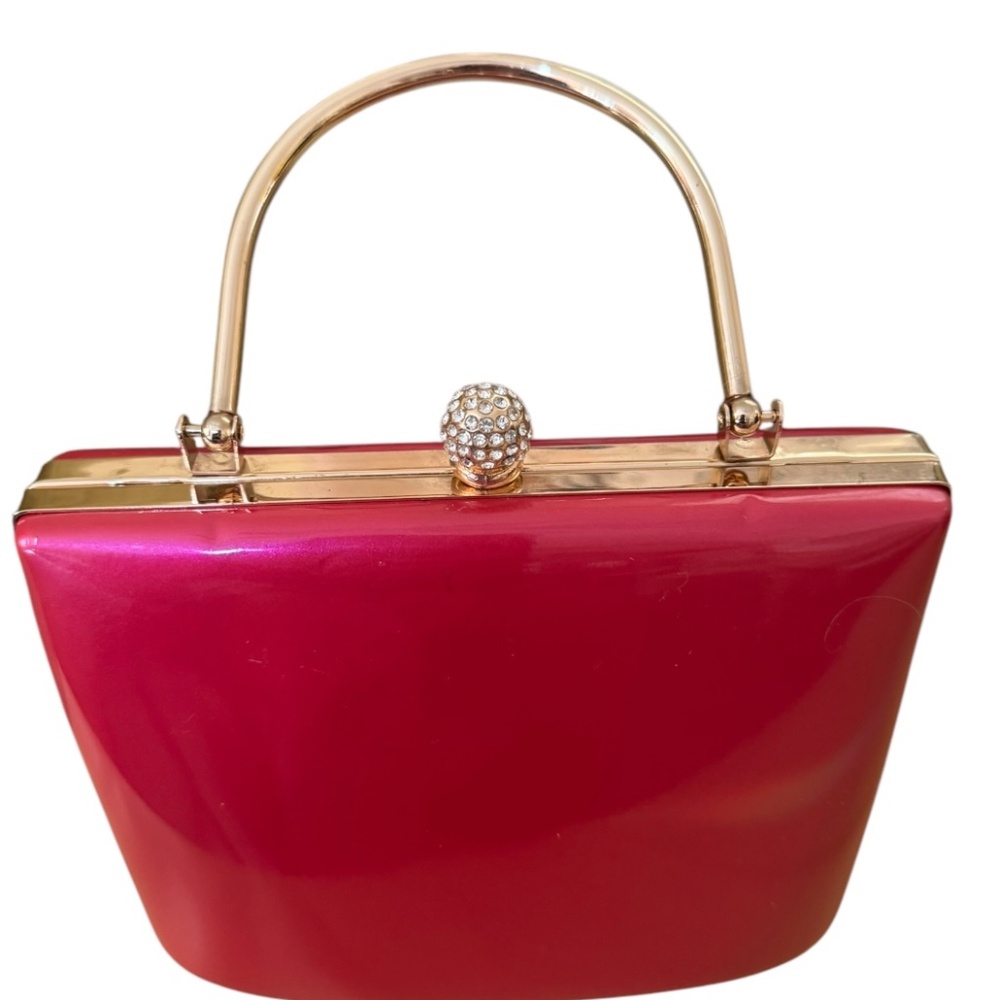 FUSHIA PATENT LEATHER CHAIN SHOULDER STRAP BAG + MINI HANDLE